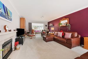 Lounge- click for photo gallery